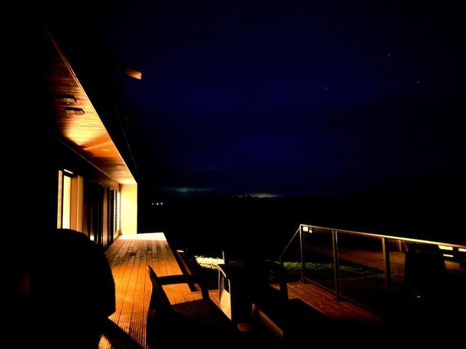 Luxury Absolute Ocean View Lodge Waverley Town District Exterior photo