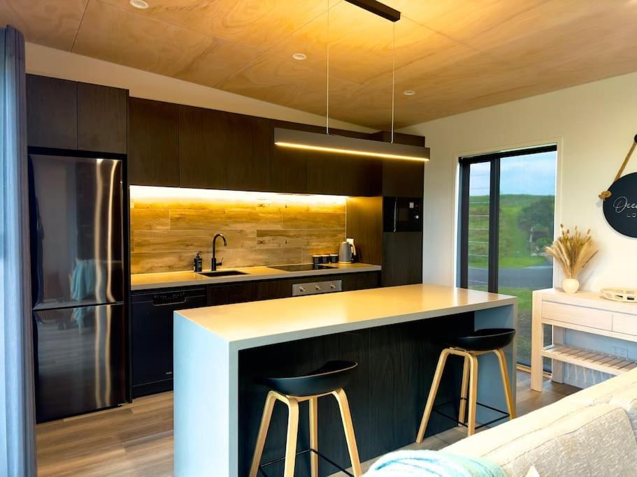 Luxury Absolute Ocean View Lodge Waverley Town District Exterior photo